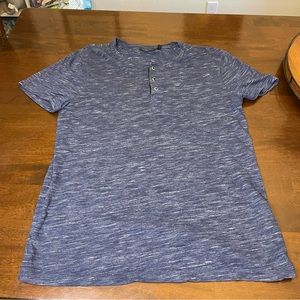 Marc Anthony Medium Slim Fit T-shirt with 3 buttons, blue/white color